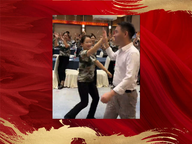 因为餐饮特殊性中原越秀团队包场学习销售战神后还要继续上班